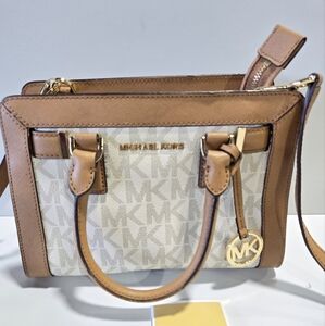 MICHAEL KORS KELLEN MEDIUM Satchel Crossbody Bag MK VANILLA Signature